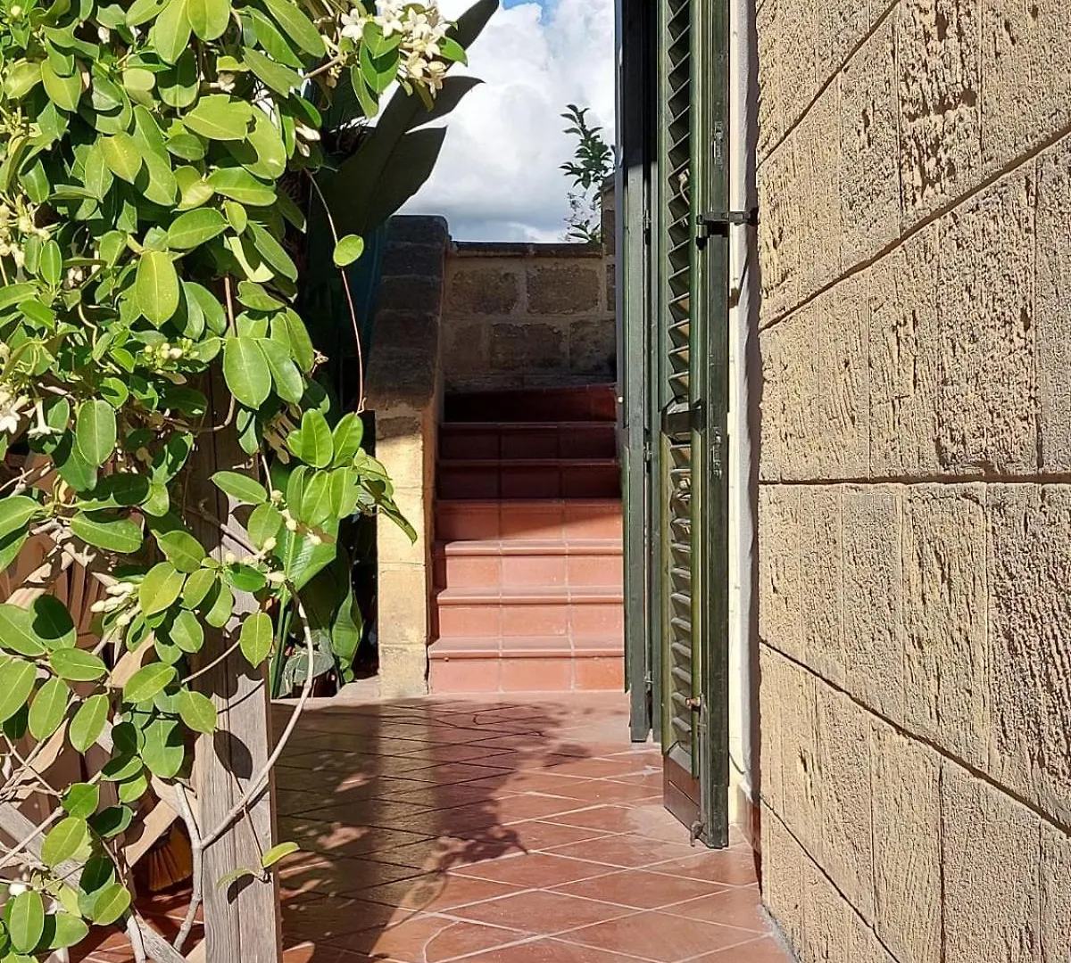 Hotel Mansarda Con Terrazzino Campofelice Di Roccella Italien
